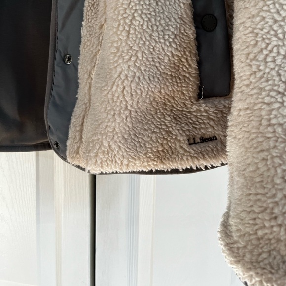 LL Bean Fall jacket - Picture 2 of 4